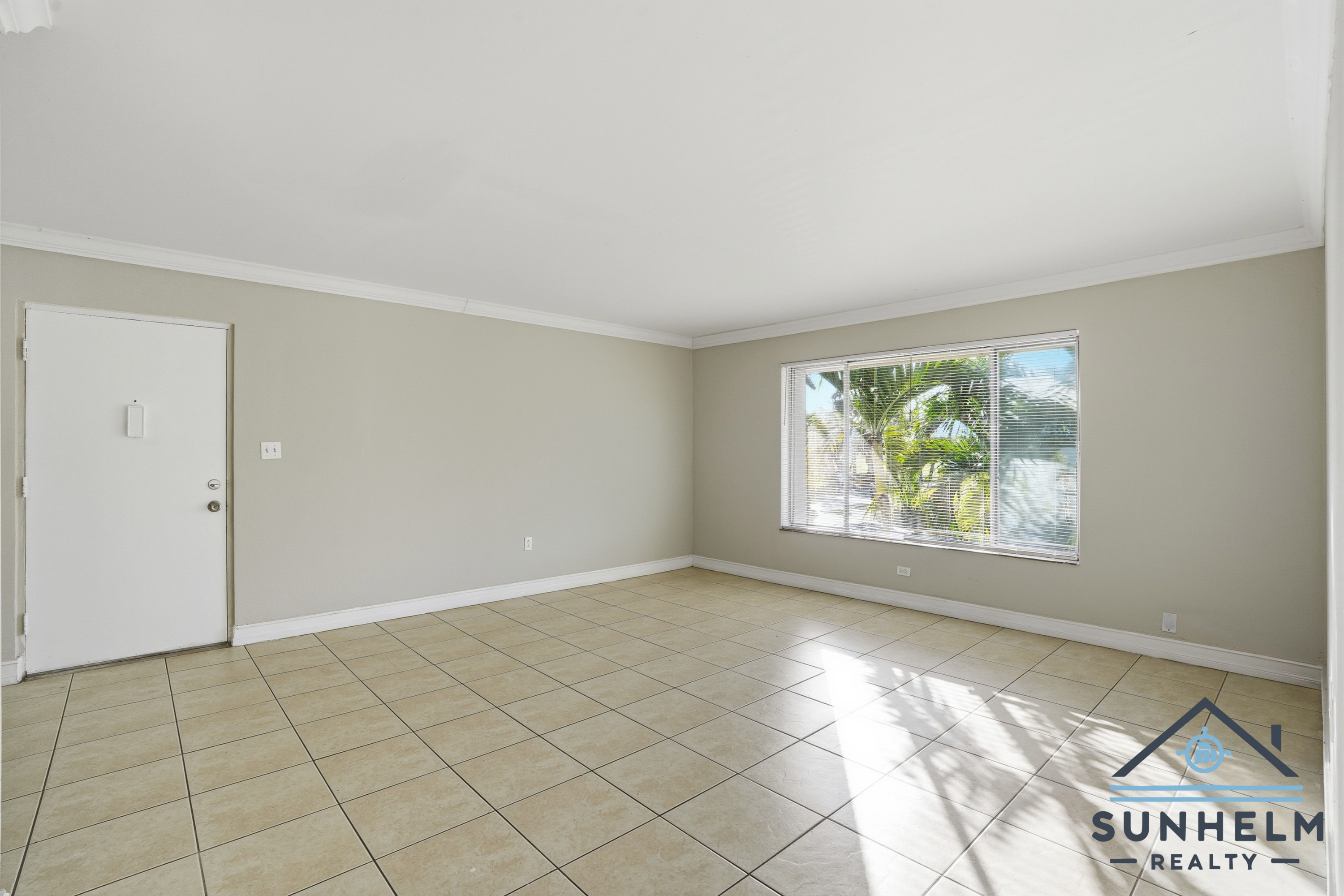 1830 Maravilla Avenue - 208